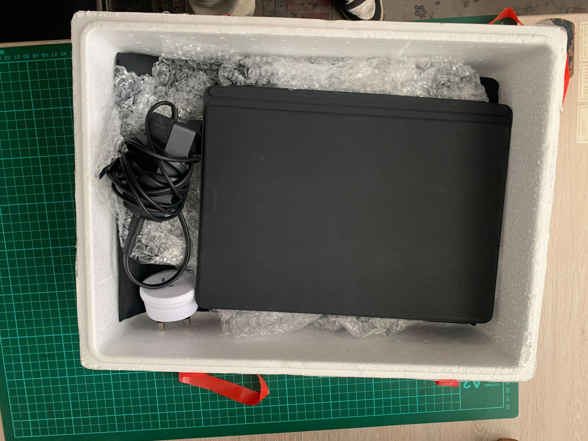 Versatile Microsoft Surface Pro-style 2-in-1 Laptop with Keyboard - 2ndhandwarehouse.com