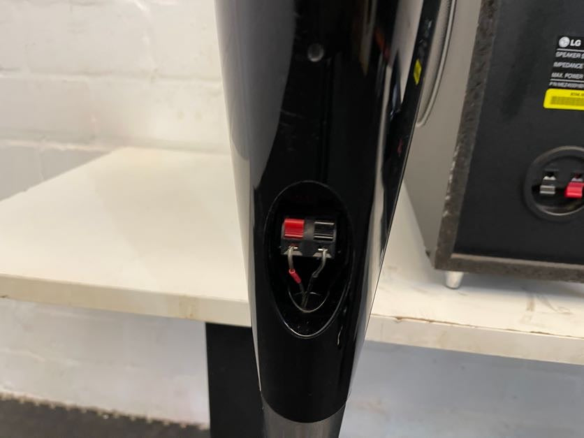 LG Subwoofer with 3 Speakers - 2ndhandwarehouse.com