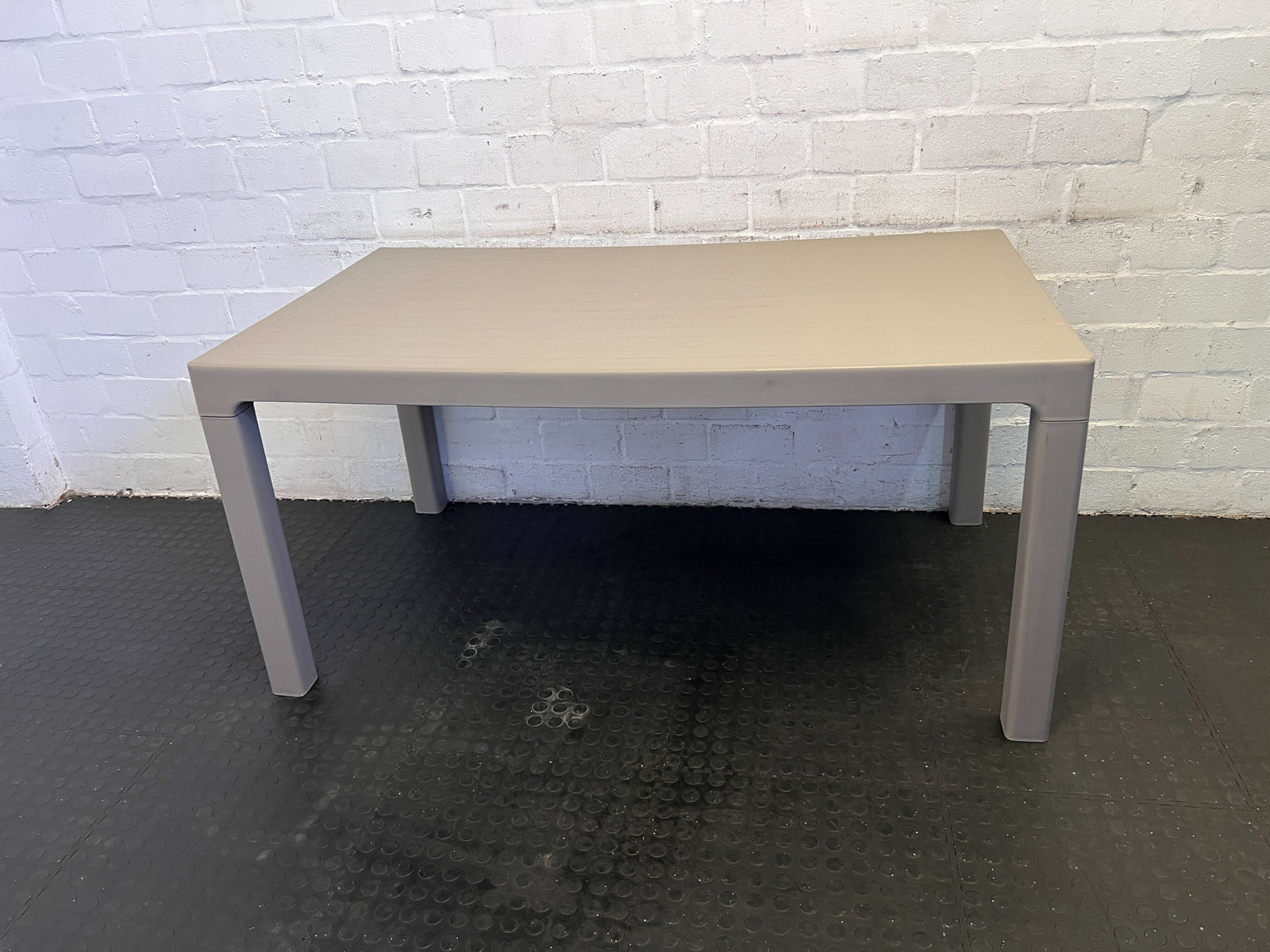 Plastic Table  (Game Stores) - 2ndhandwarehouse.com