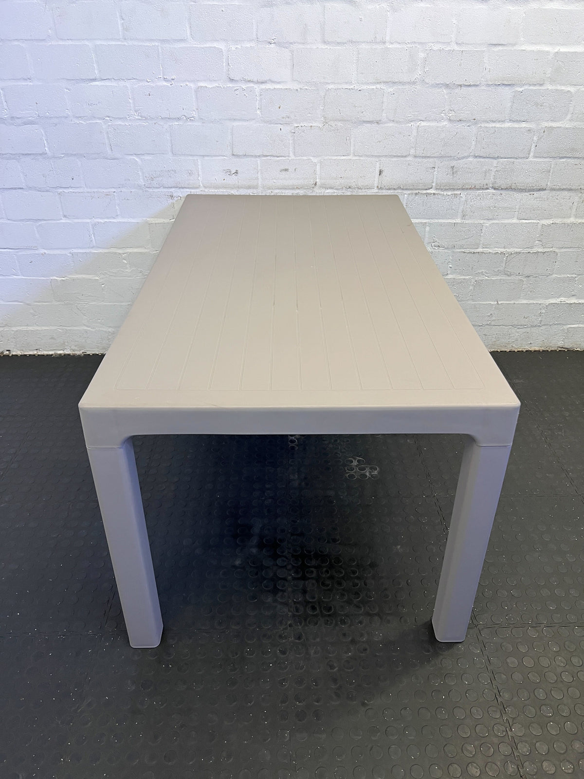 Plastic Table  (Game Stores) - 2ndhandwarehouse.com