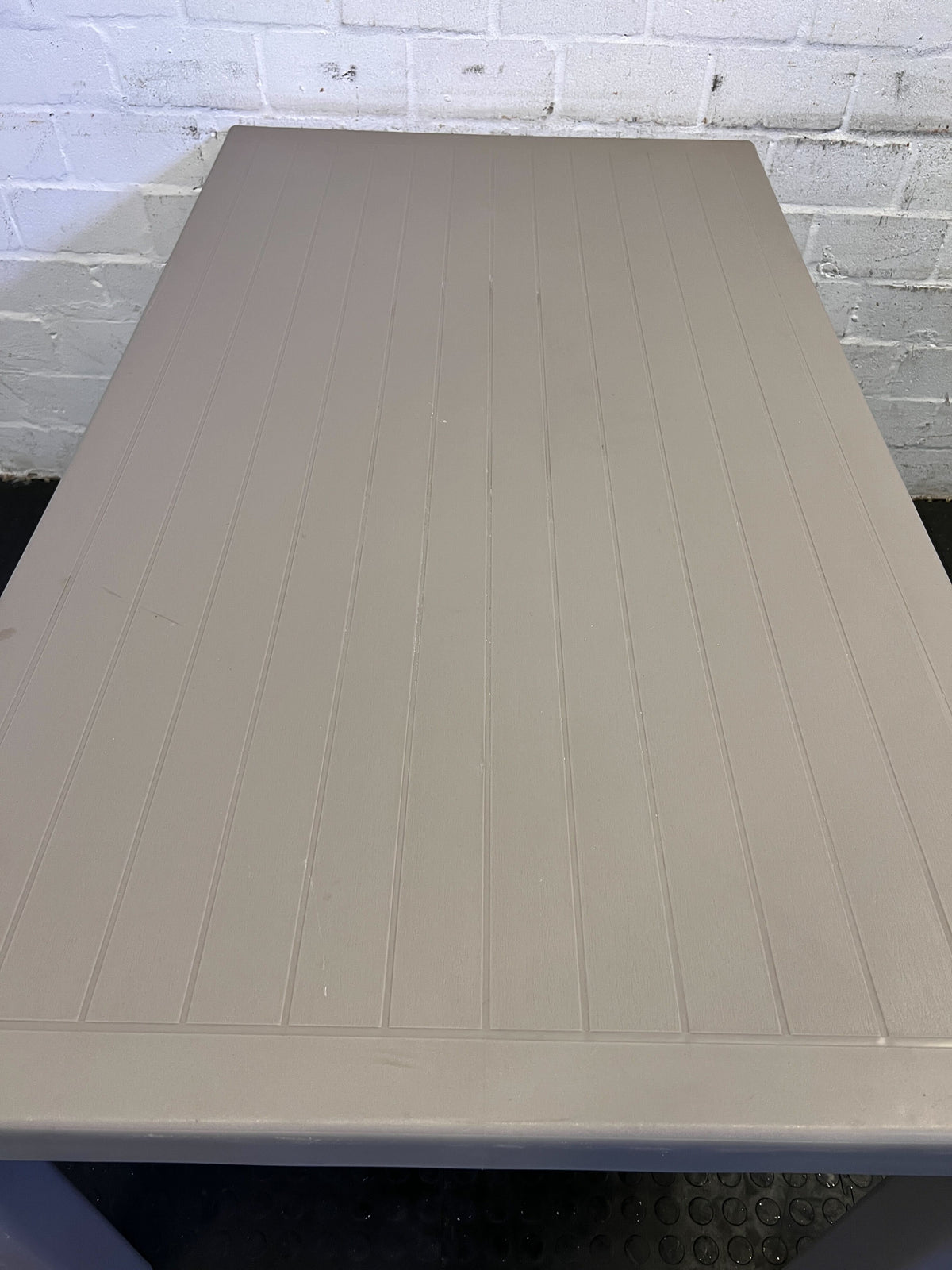 Plastic Table  (Game Stores) - 2ndhandwarehouse.com