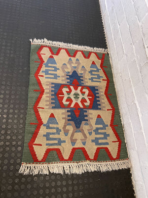 Vibrant Red Area Rug – Add Warmth and Style to Any Room 80 by 120