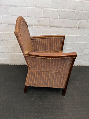 Vintage Rattan Armchair with Wooden Accents – Unique Comfort