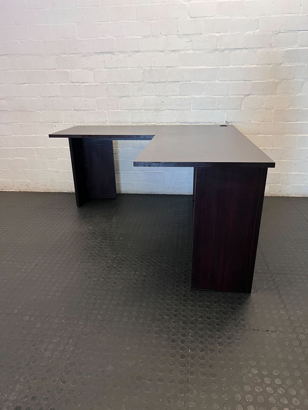 Efficient L-Shape Executive Desk - Dark Wood Finish - 2ndhandwarehouse.com