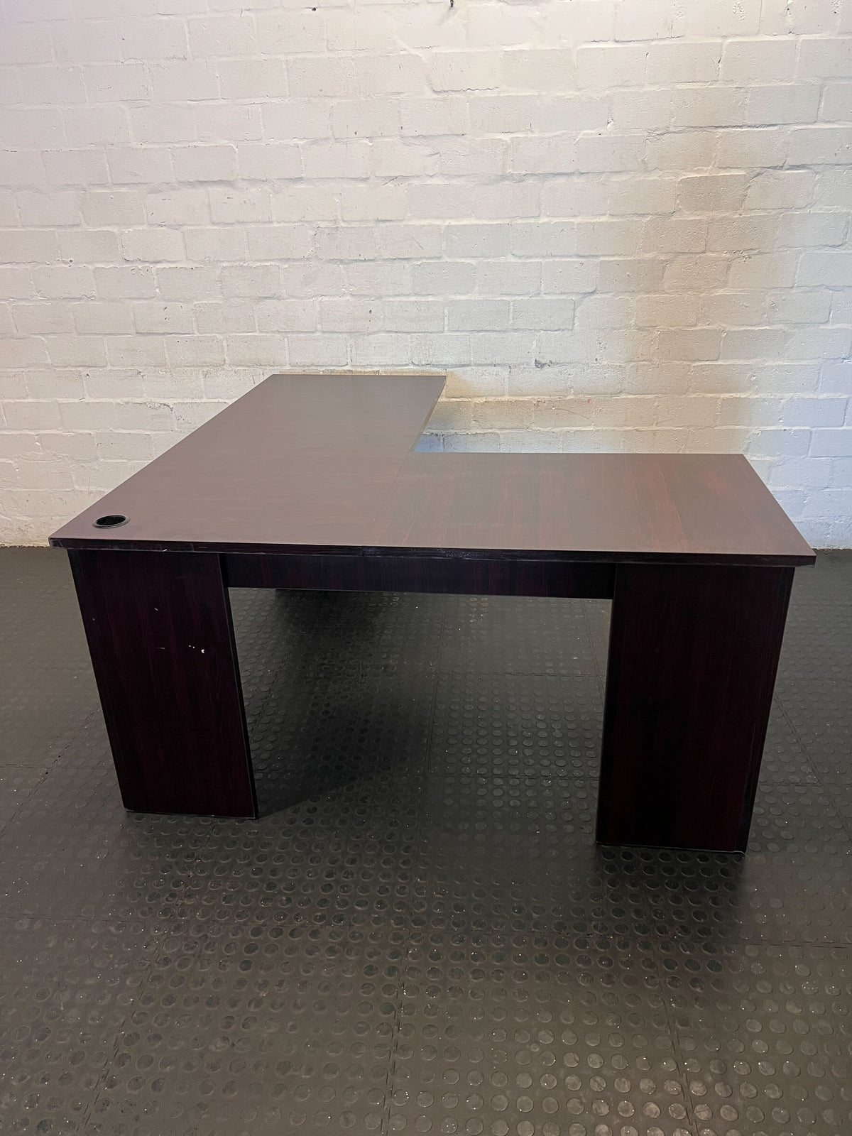 Efficient L-Shape Executive Desk - Dark Wood Finish - 2ndhandwarehouse.com