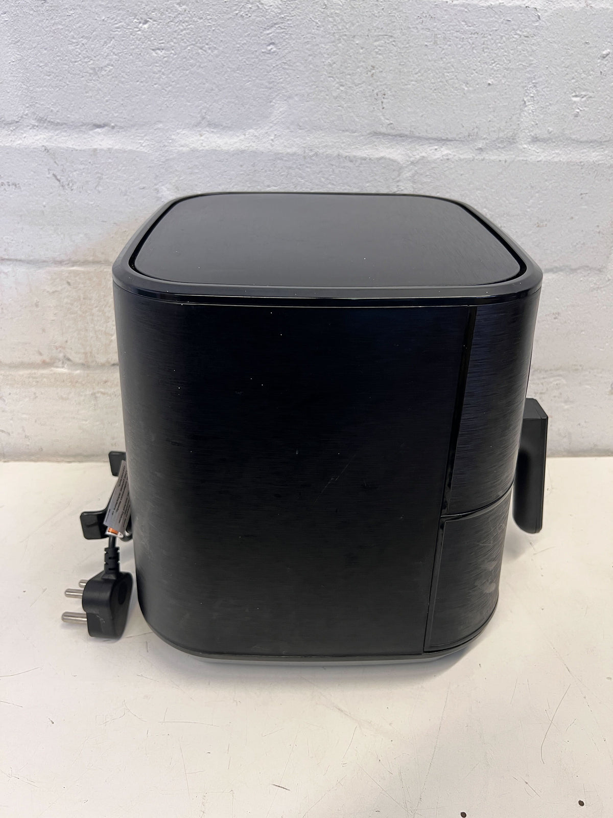 Instant Vortex Black Air Fryer with Minor Wear