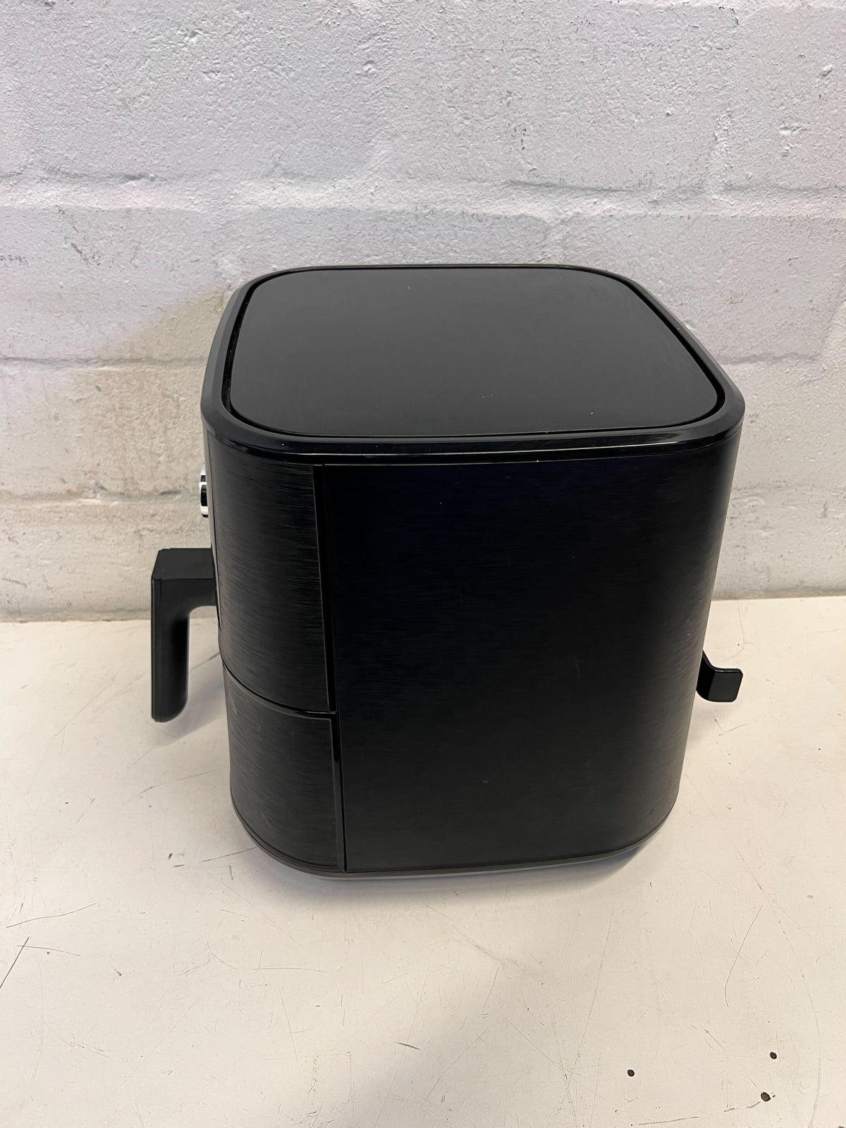 Instant Vortex Black Air Fryer with Minor Wear
