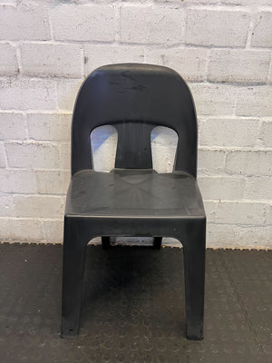 Sturdy Black Plastic Stackable Chair - Minor Wear, Great for Outdoor Use