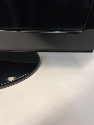 Samsung 32-inch Black LCD TV – With Remote, Great Condition
