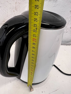 Goldair Electric Kettle - Stylish White, 1.7L Capacity, Good Condition - 2ndhandwarehouse.com