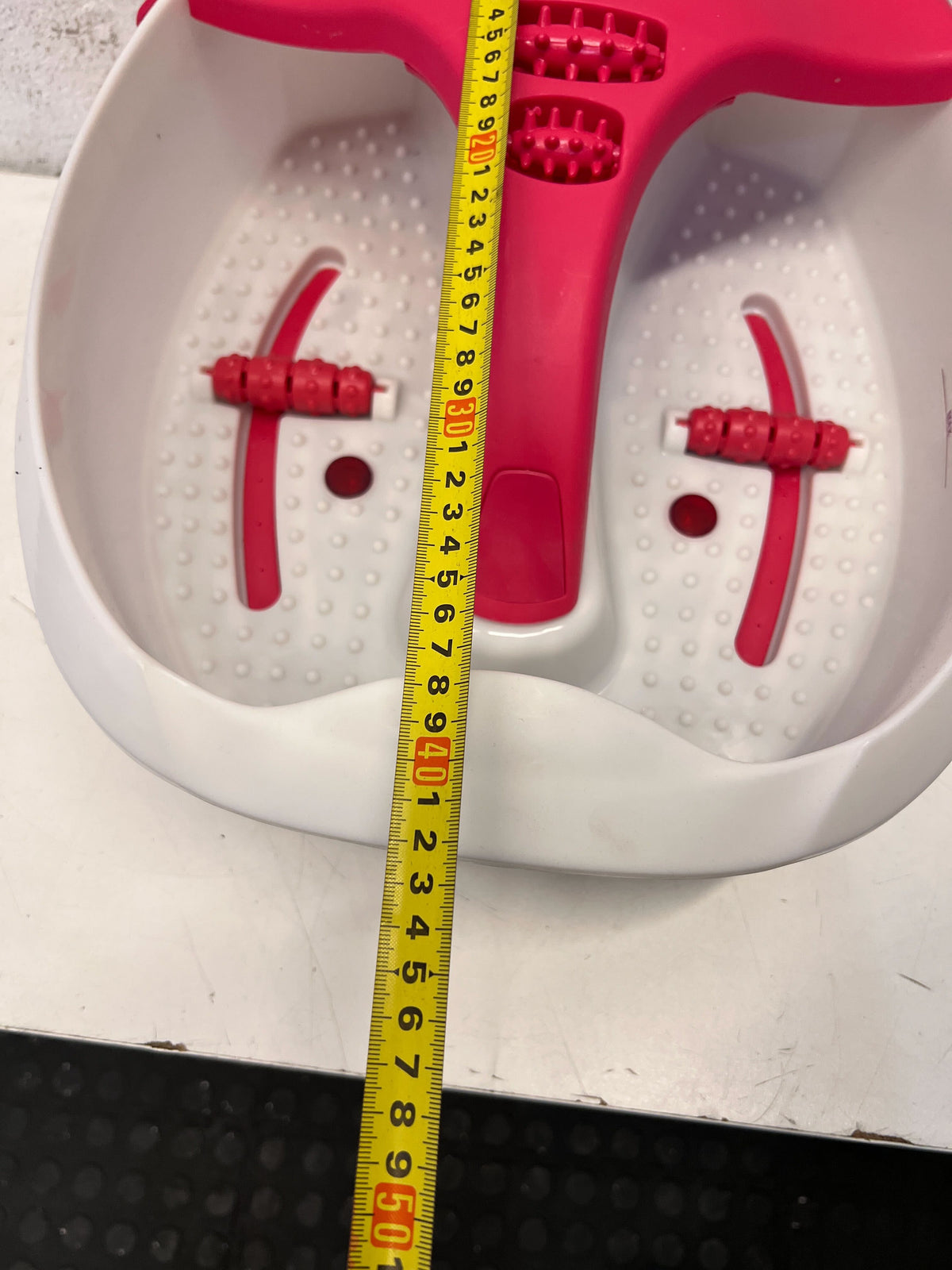 Relaxing Dual Foot Spa Soaker with Red and White Design, Good Condition