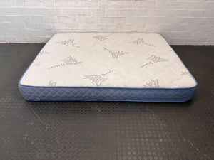 Comfortable Bamboo Queen Mattress with Minimal Wear - Great Condition - 2ndhandwarehouse.com