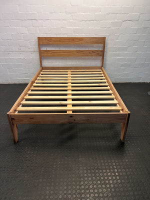 Rustic Wooden Single Bed Frame - Solid Pine - Modern Design