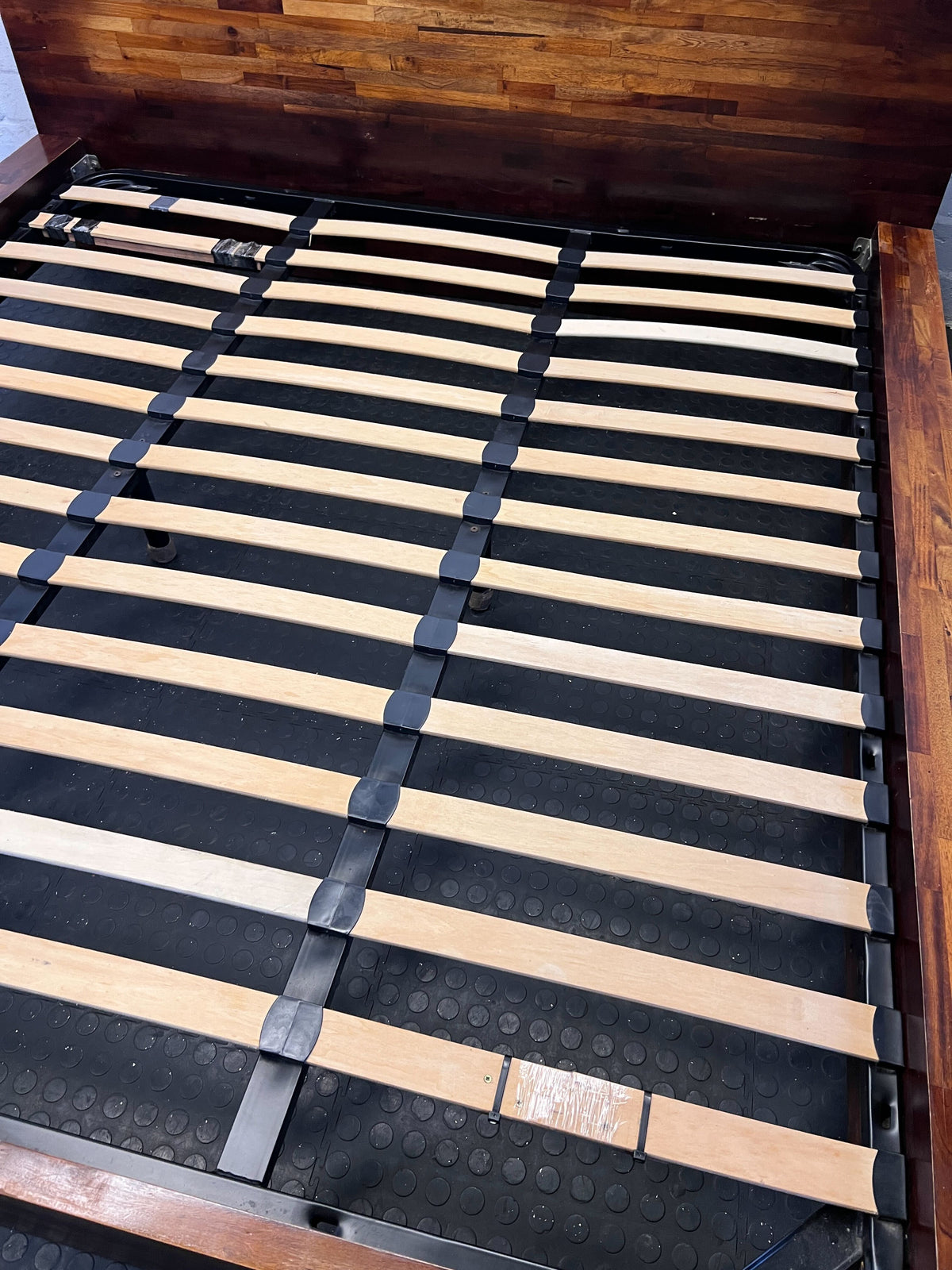 Modern Solid Wood King Bed Frame with Headboard