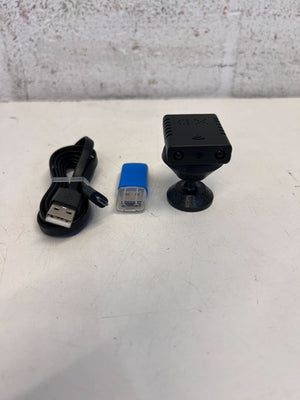 Compact HD Camera with Accessories - Excellent Condition - 2ndhandwarehouse.com
