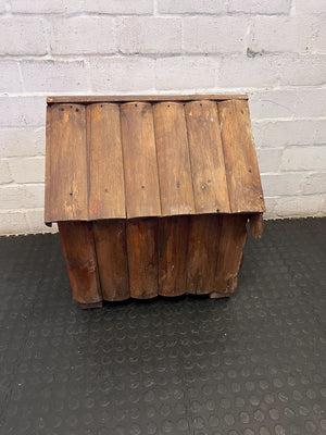 Rustic Log Cabin Style Wooden Dog House