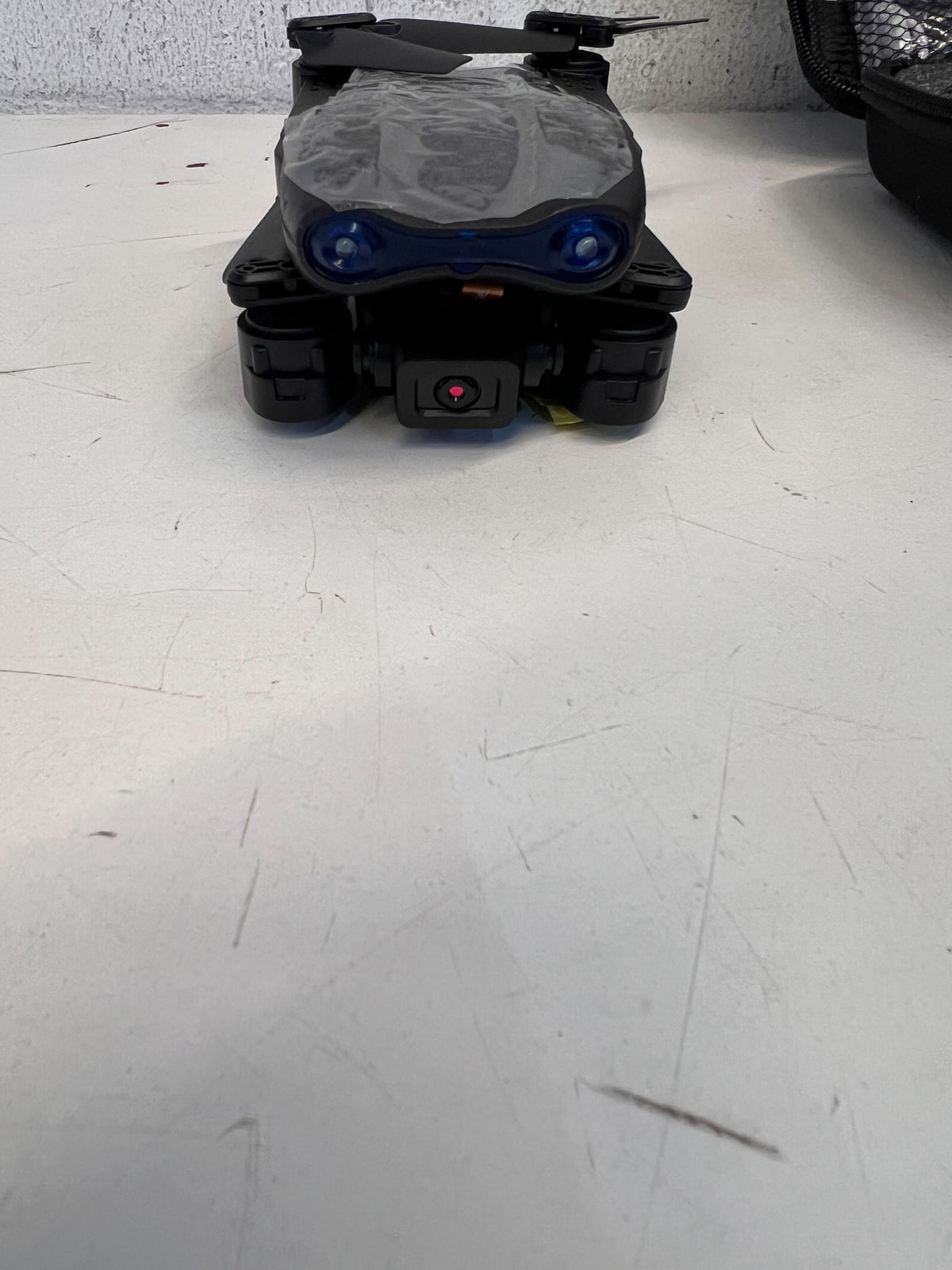 Versatile Black Folding Drone with Minor Wear - 2ndhandwarehouse.com