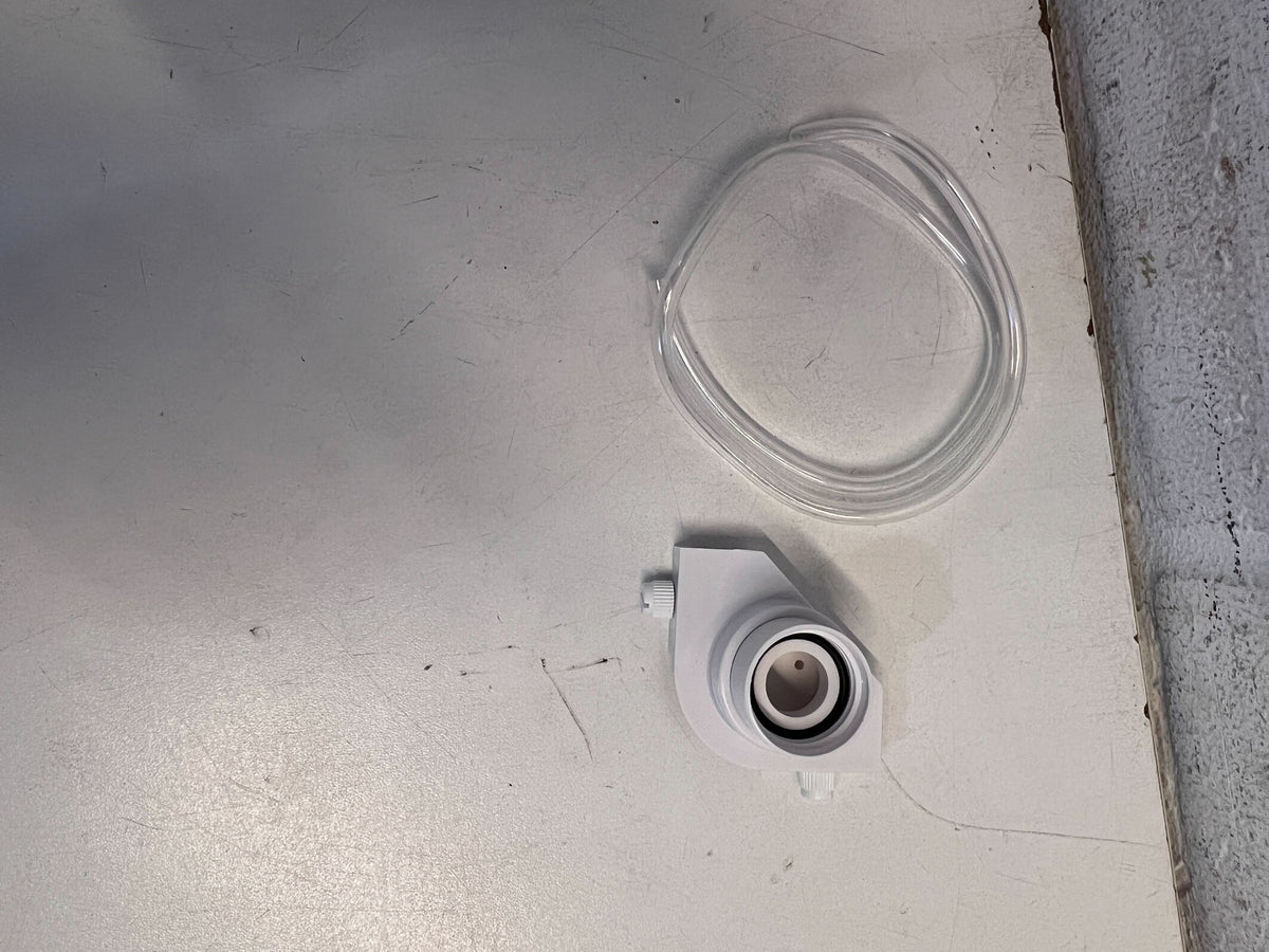 Adjustable White Plastic Tap Connector with Tubing - Slight Wear - 2ndhandwarehouse.com