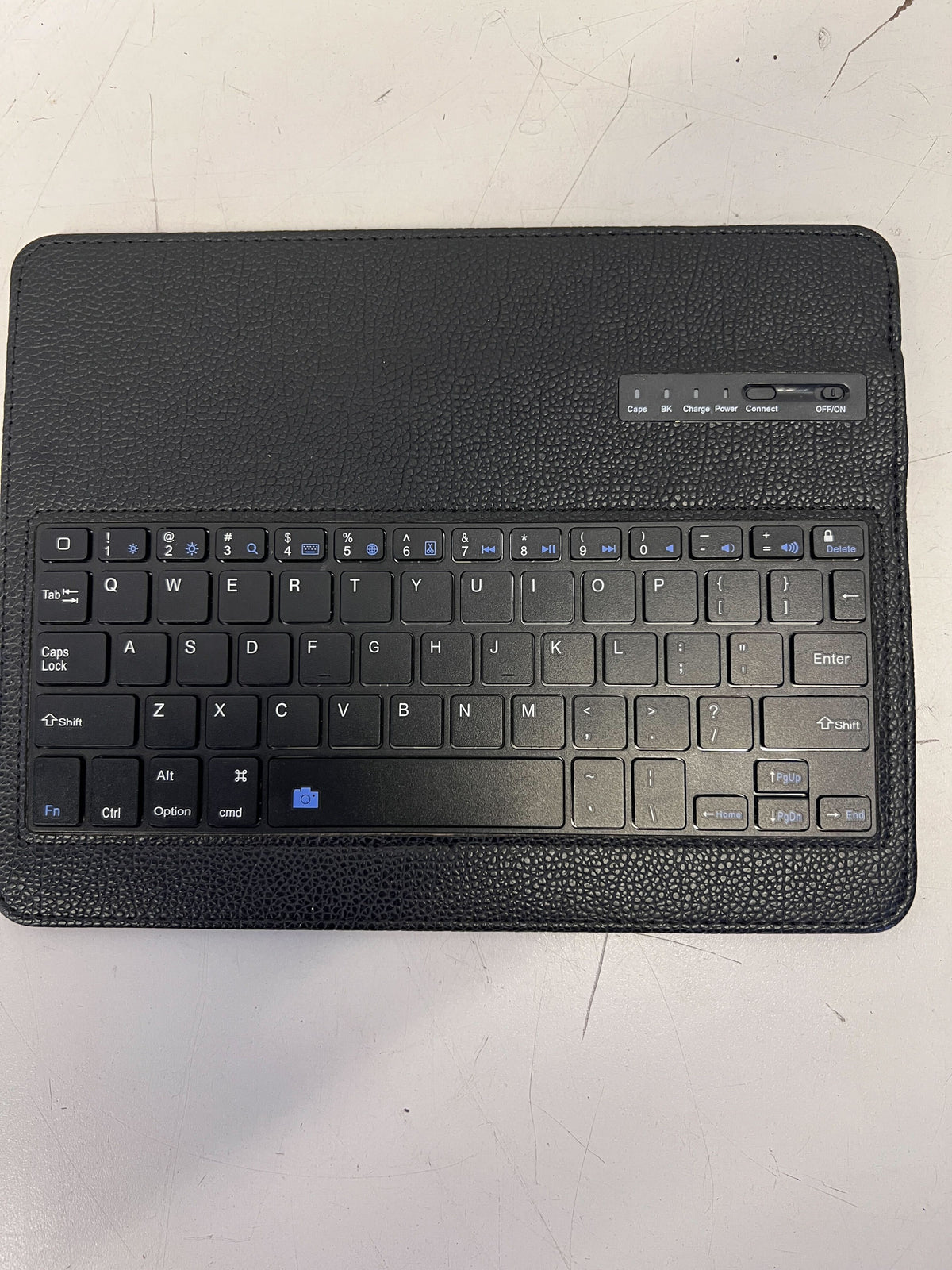 Portable Bluetooth Tablet Keyboard with Faux Leather Case