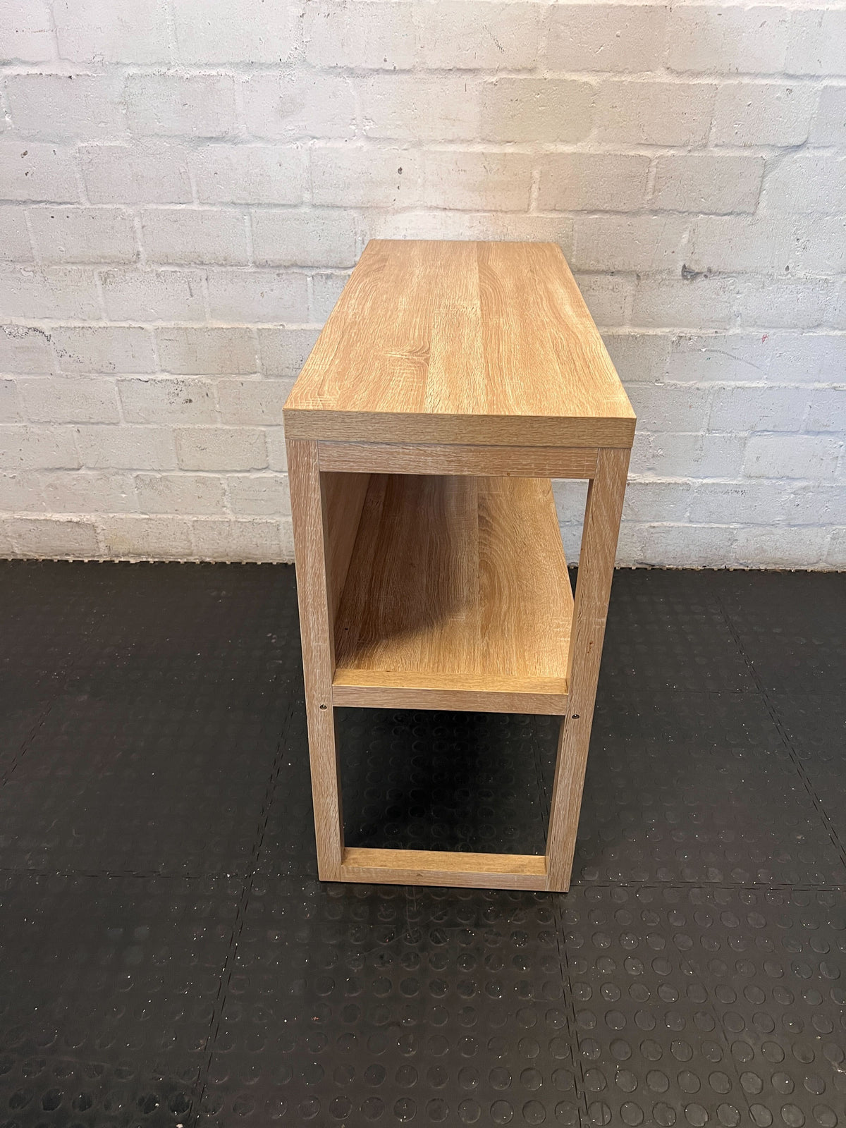 Versatile Modern Wood Effect -Side server - CLEAN - 2ndhandwarehouse.com