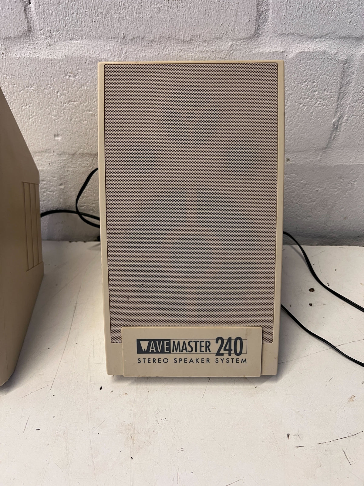 Retro Wave Master 240 Stereo Speaker System