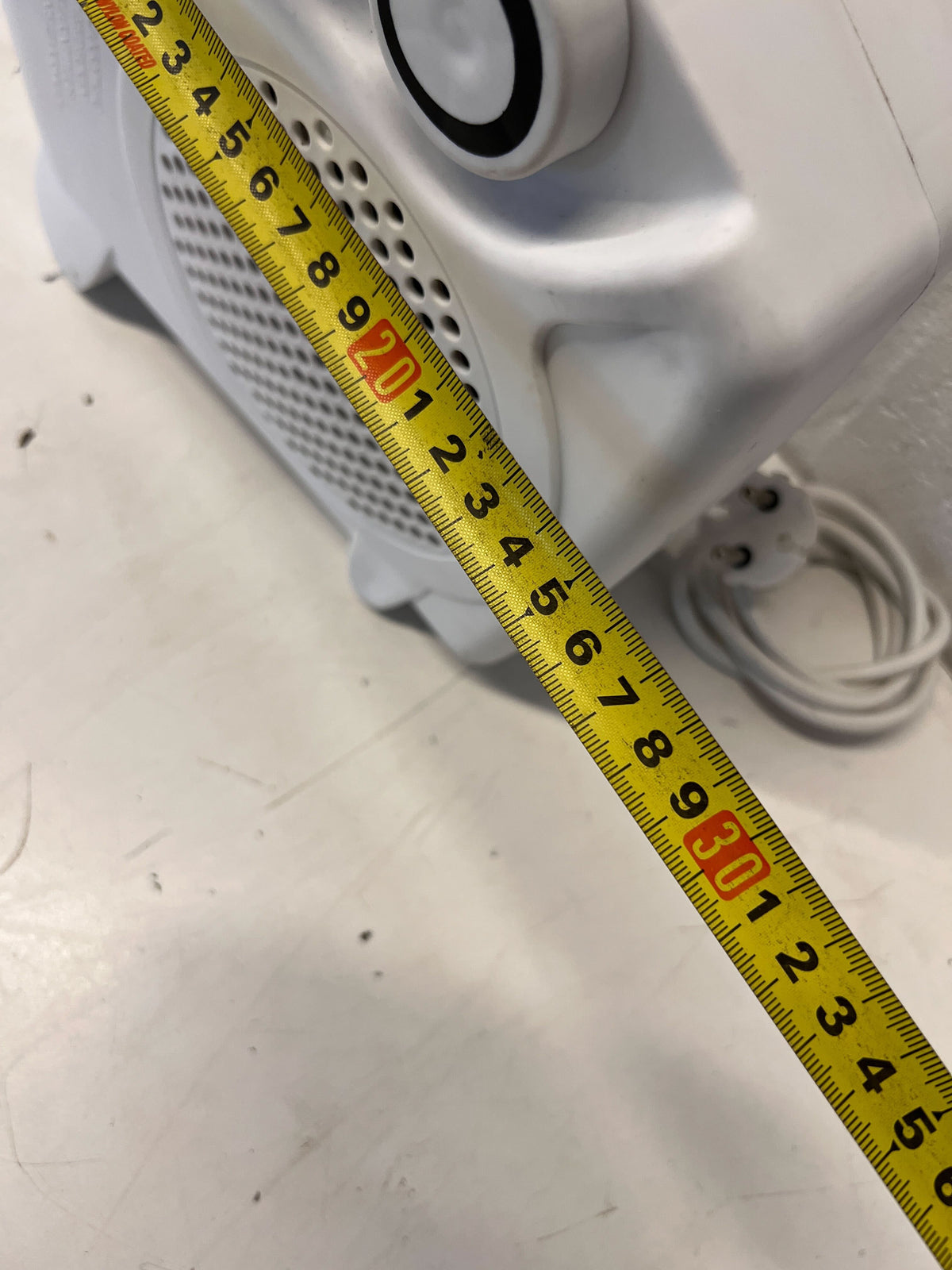 Goldair Portable Electric Fan Heater - Compact & Cozy