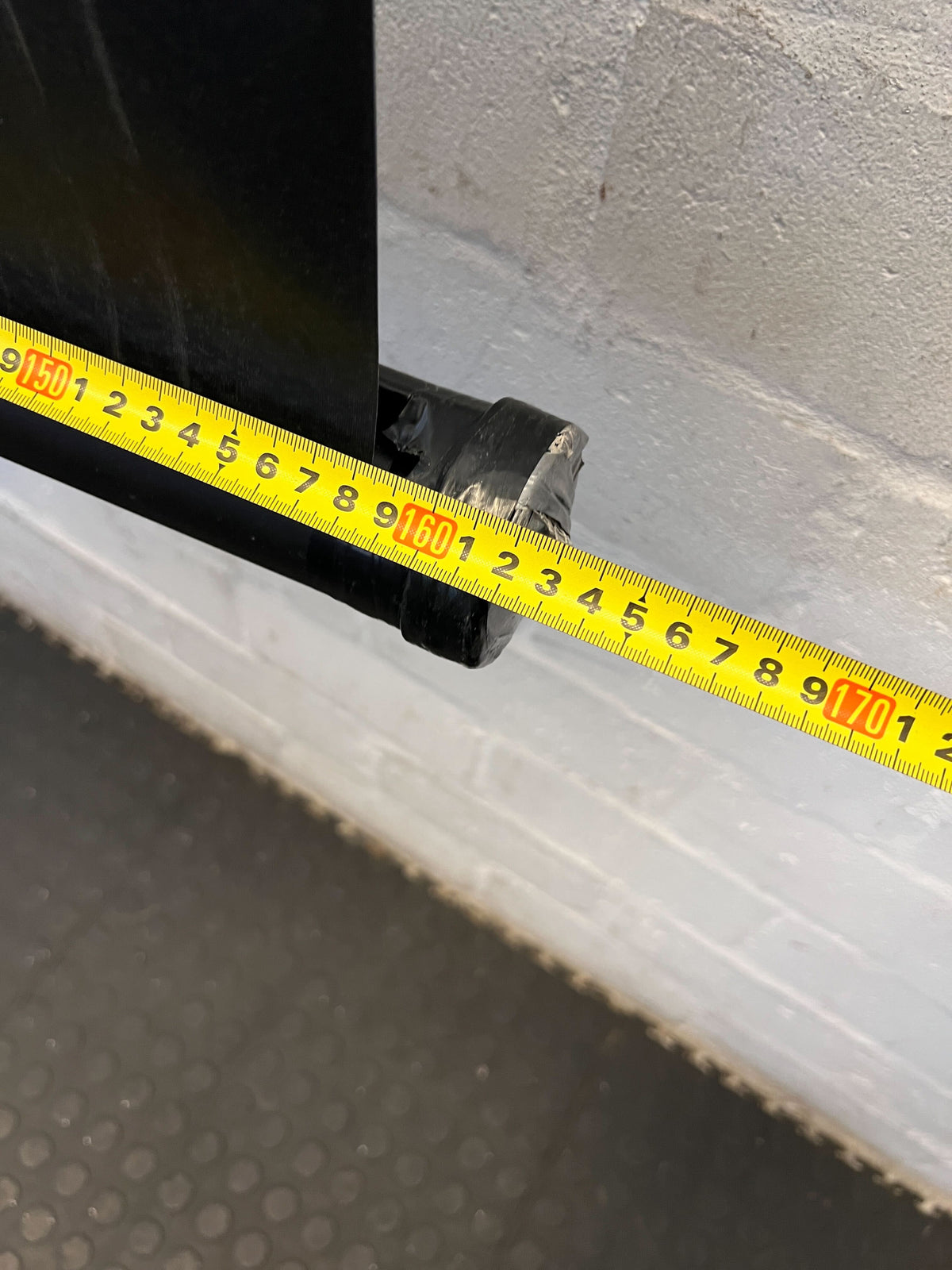 Portable Projector Screen with Tripod Stand