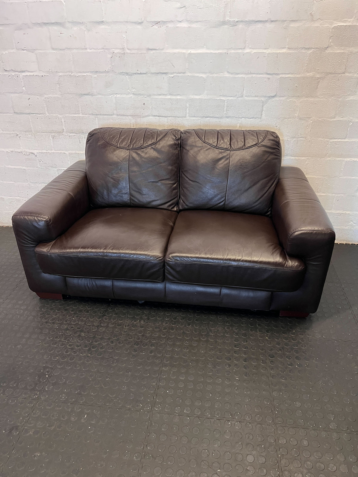 Comfy Brown Leather 2-Seater Sofa - 2ndhandwarehouse.com