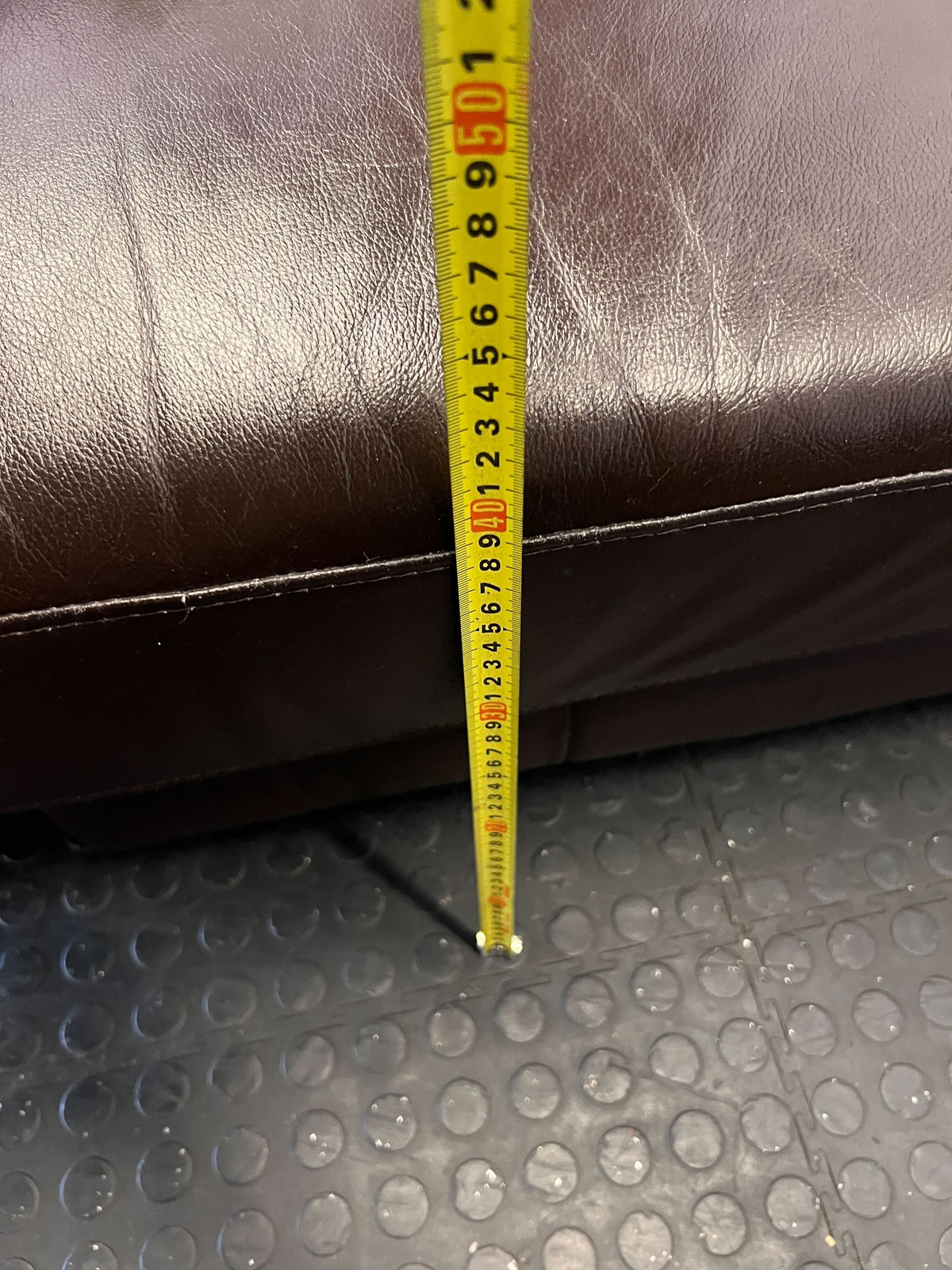 Comfy Brown Leather 2-Seater Sofa - 2ndhandwarehouse.com