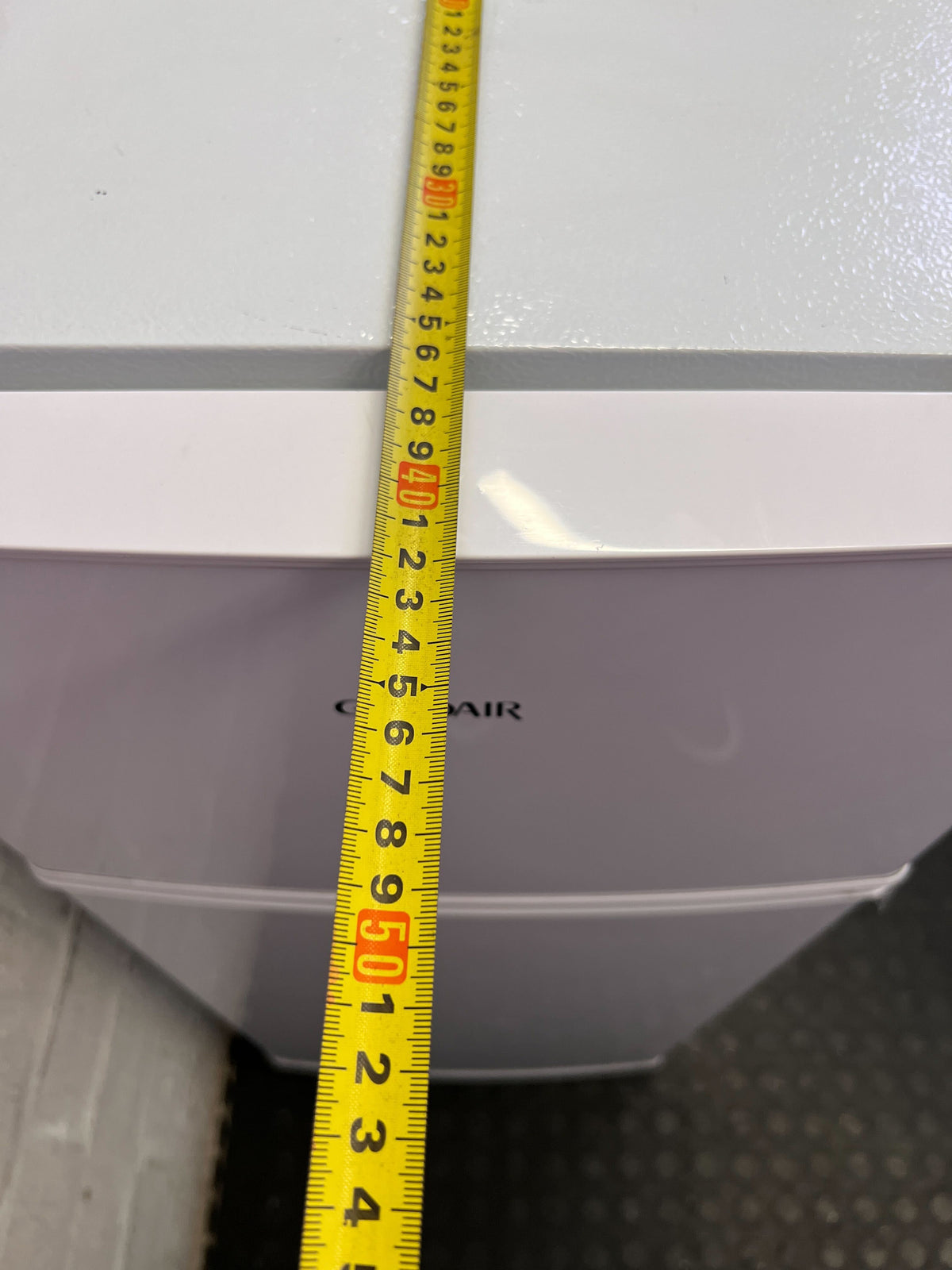 Goldair White Top Freezer Fridge - Compact & Efficient