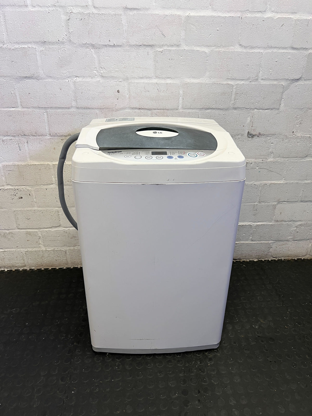 LG Top-Loader Washing Machine - not fully functional noisy when spinning