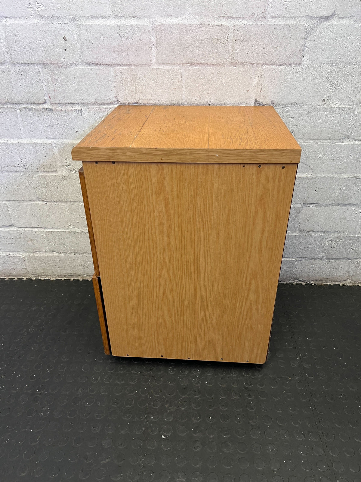 Vintage Oak Finish 2-Drawer Mobile Storage Cabinet ✨