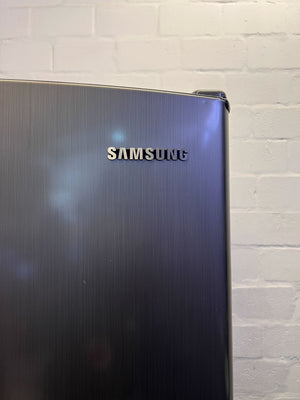 Sleek Samsung Bottom Freezer Fridge - Water Dispenser Included
