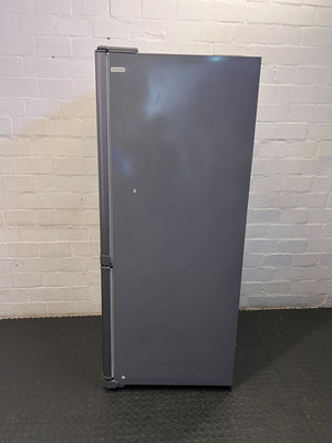 Sleek Samsung Bottom Freezer Fridge - Water Dispenser Included