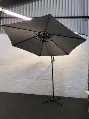 Large 3m Black Patio Umbrella with Sturdy Base – Outdoor Shade - 2ndhandwarehouse.com