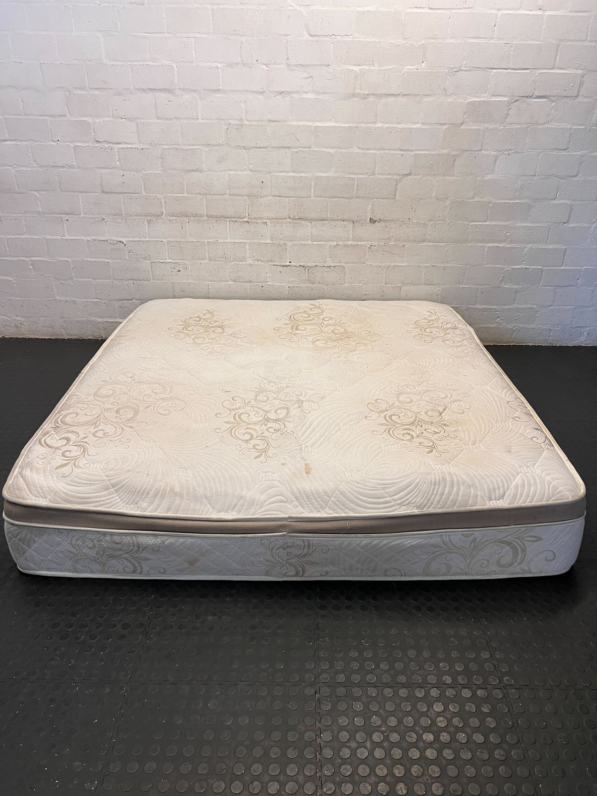 Spine-O-Pedic Pocket Premium king Mattress - 2ndhandwarehouse.com