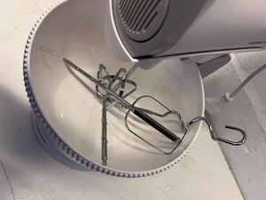 Kenwood Stand Mixer with Bowl - Baking Essential! - 2ndhandwarehouse.com