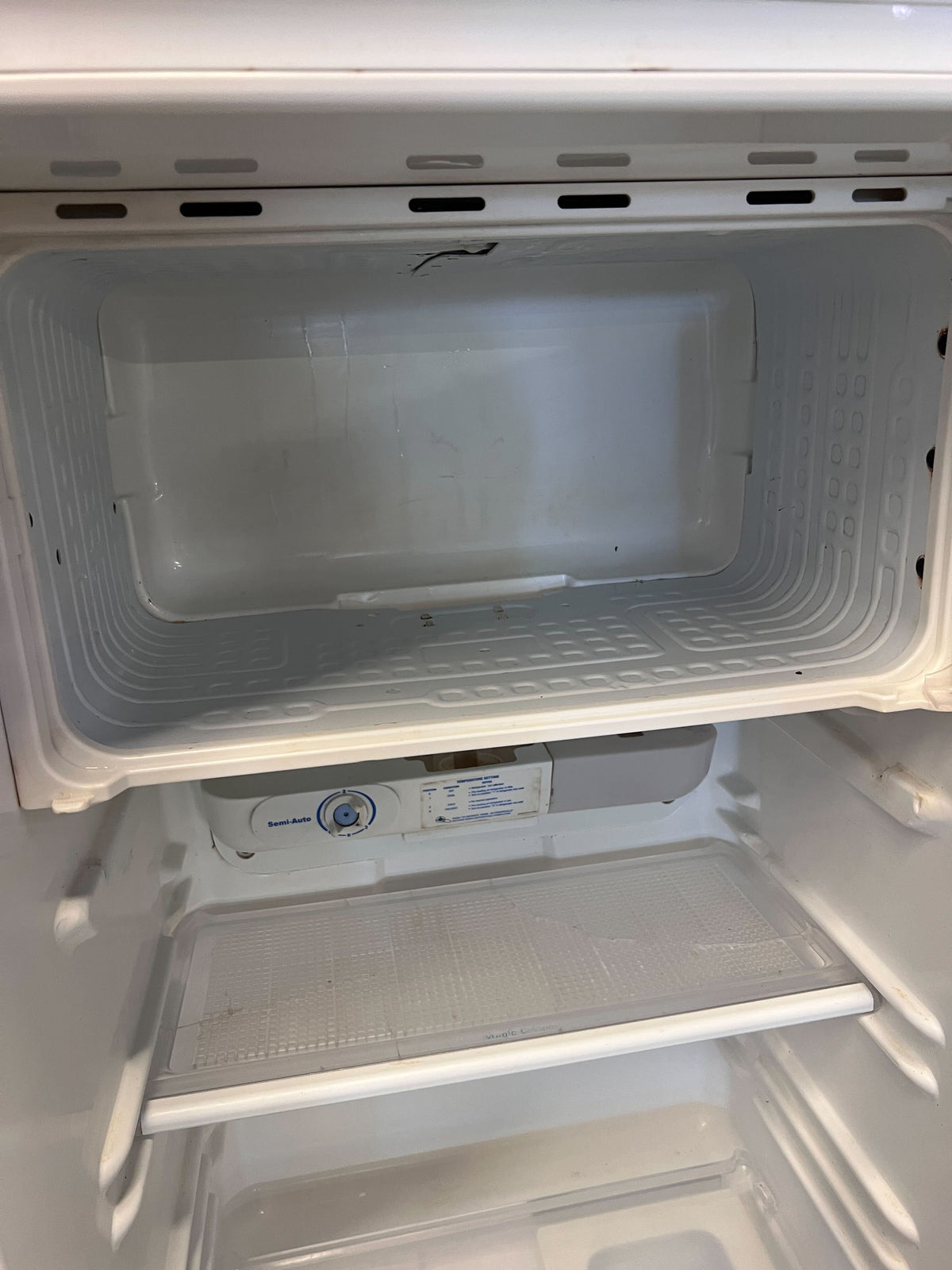 LG ExpressCool Compact Refrigerator - White - 2ndhandwarehouse.com