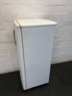 LG ExpressCool Compact Refrigerator - White - 2ndhandwarehouse.com