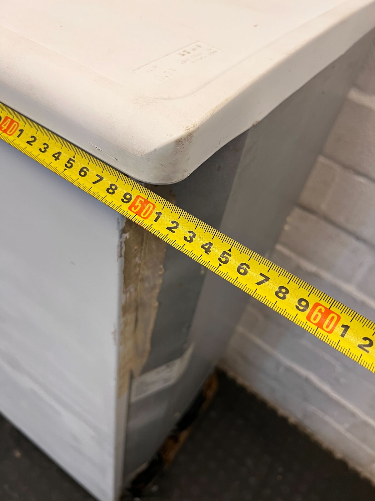 LG ExpressCool Compact Refrigerator - White - 2ndhandwarehouse.com