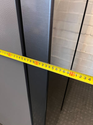 Modern Hisense Side-by-Side Fridge Freezer - Dark Grey Finish - 2ndhandwarehouse.com