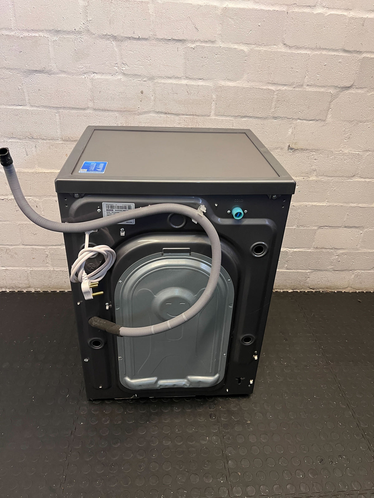 Samsung EcoBubble 7kg Front-Loading Washer in Graphite – Like New! - REDUCED