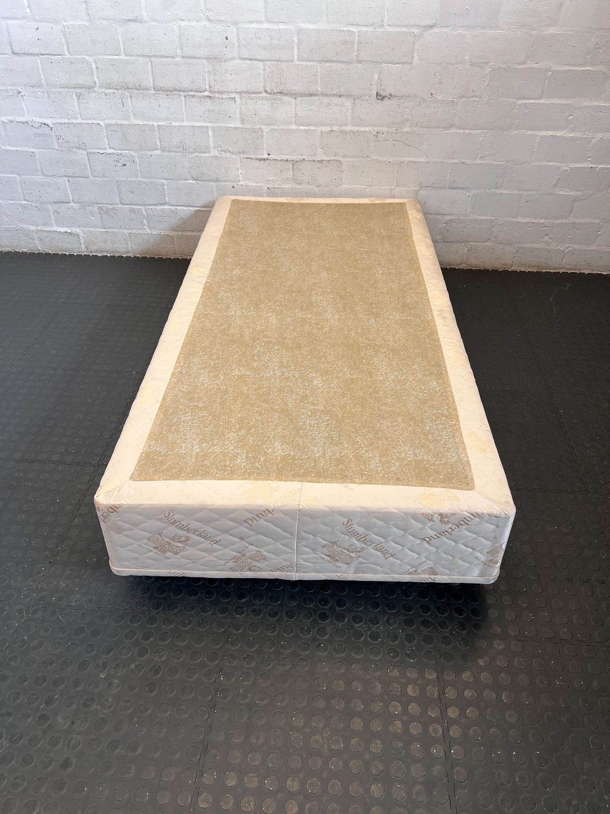 Slumberland Single Divan Bed Base 92 by 190