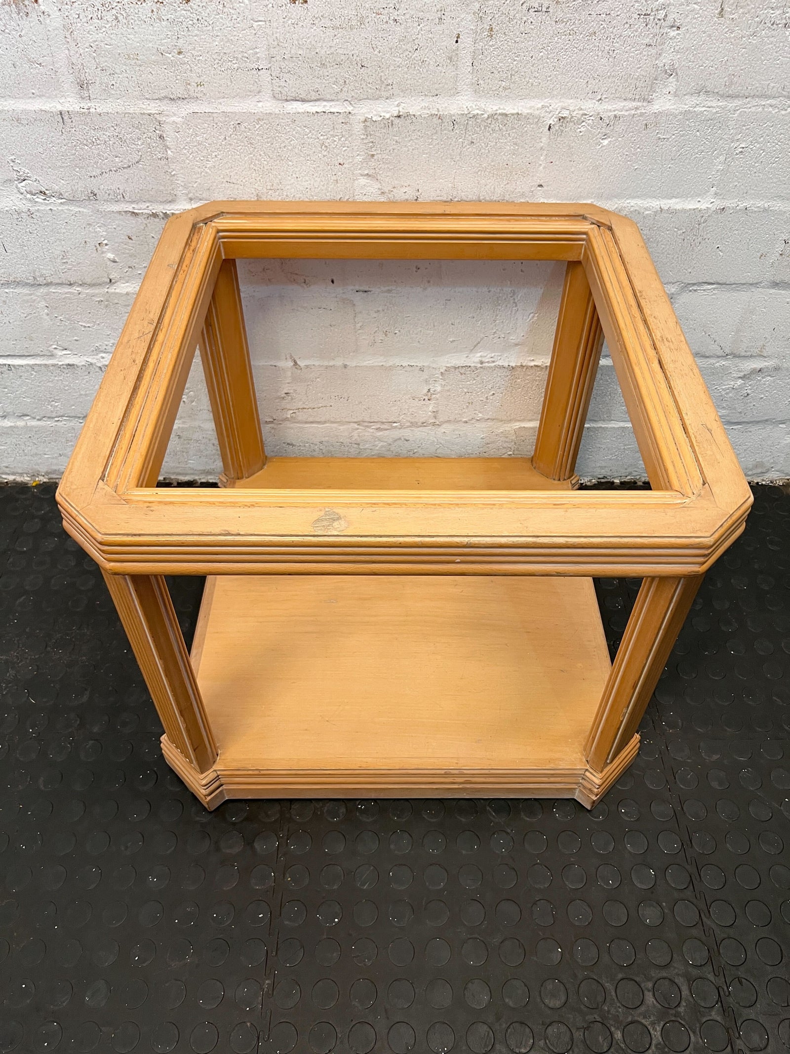 Coffee table beech wood -Rec0881LB7PQD- SOLD AS IS - Has no top glass