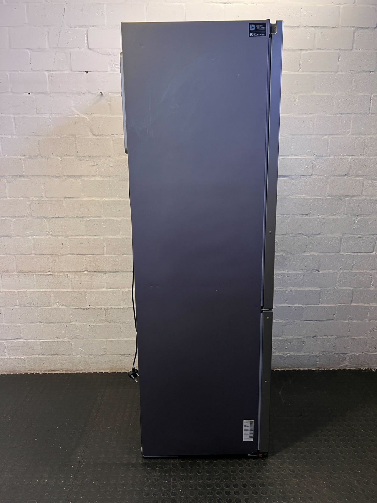 Samsung Silver Fridge-Freezer with Water Dispenser