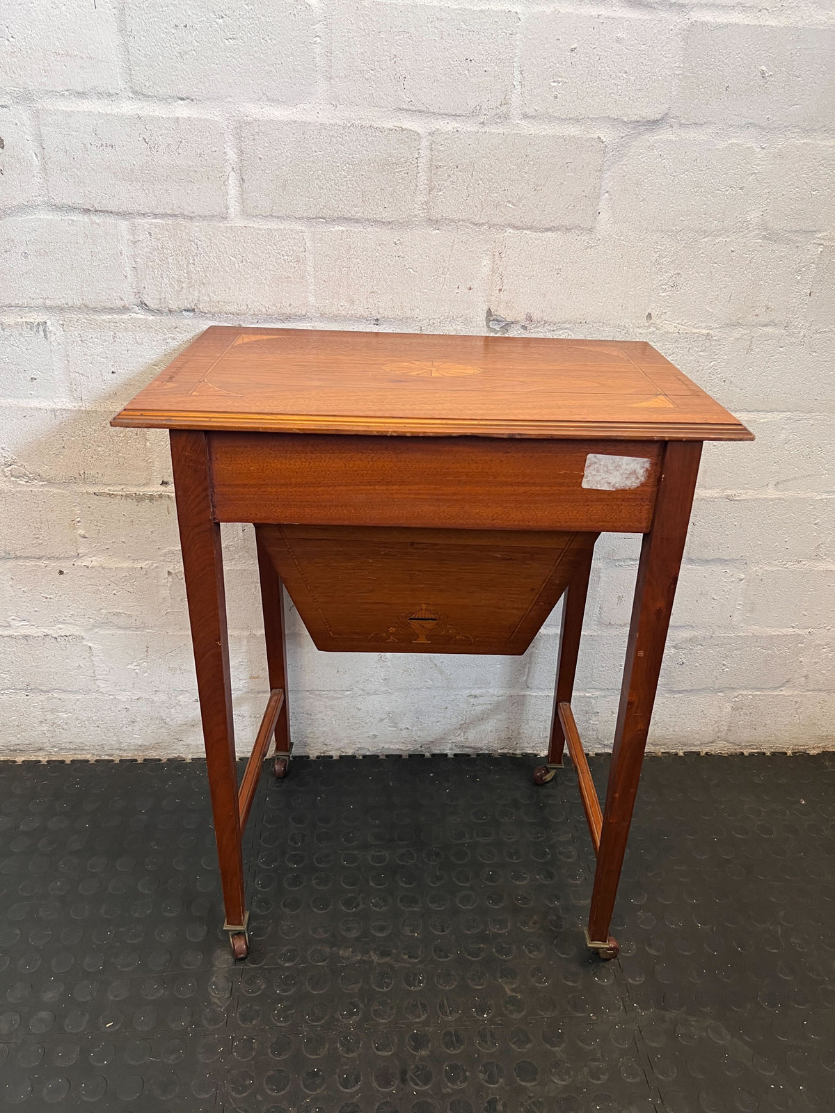 Elegant Vintage Inlaid Sewing / Side Table with Storage 🧵