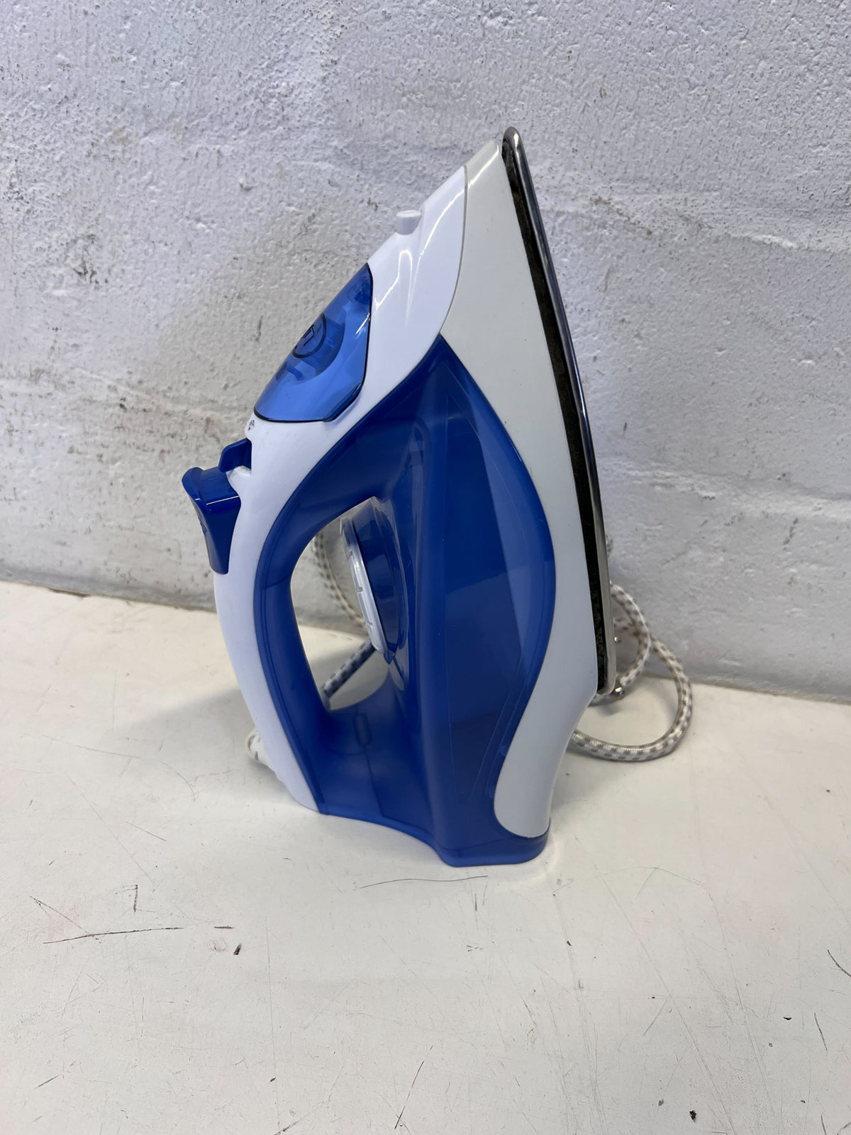 Russell Hobbs Supreme Glide+ 2000W Steam Iron