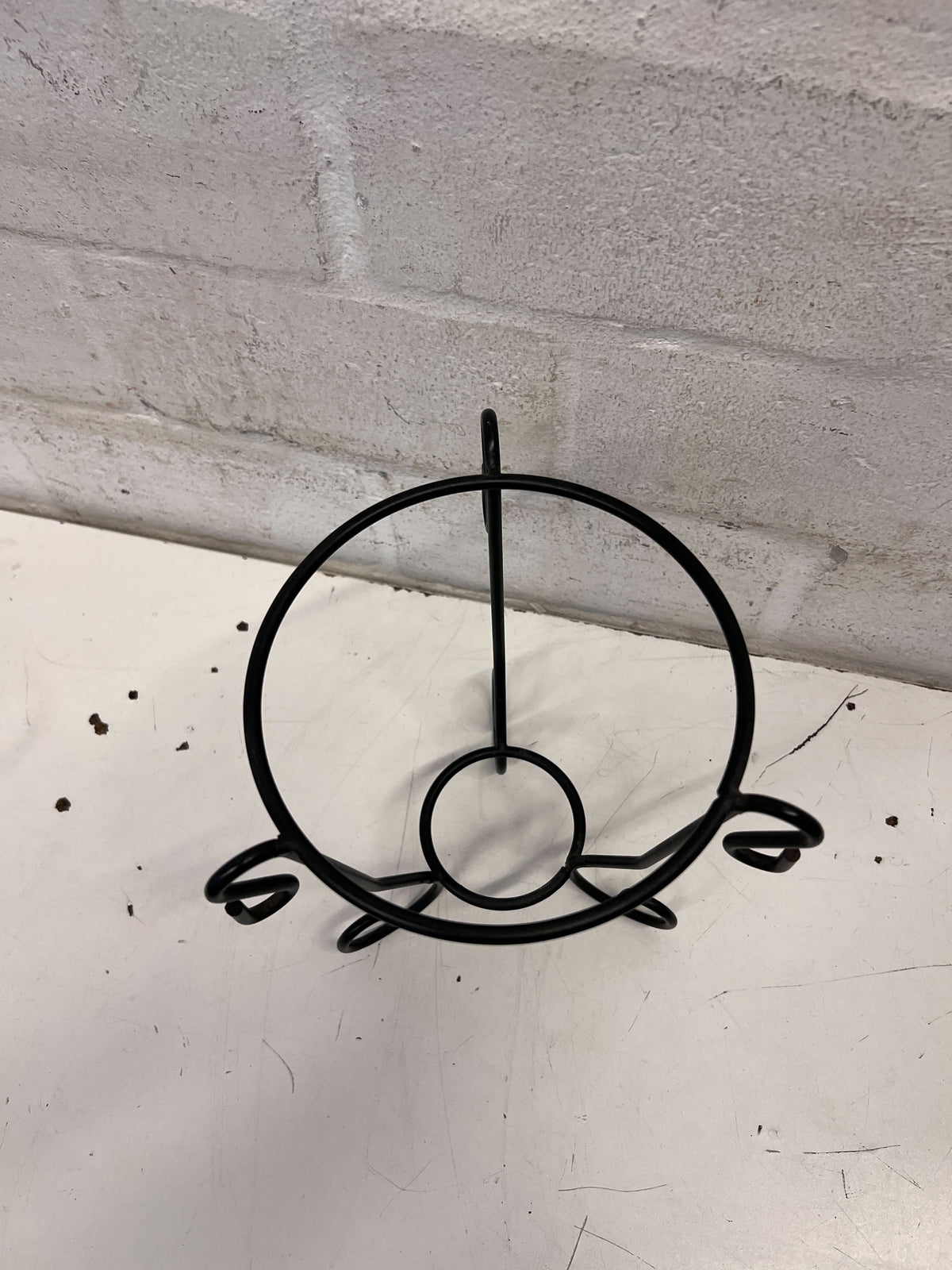Elegant Black Metal Decorative Stand - Plant Holder / Candle Display - 2ndhandwarehouse.com