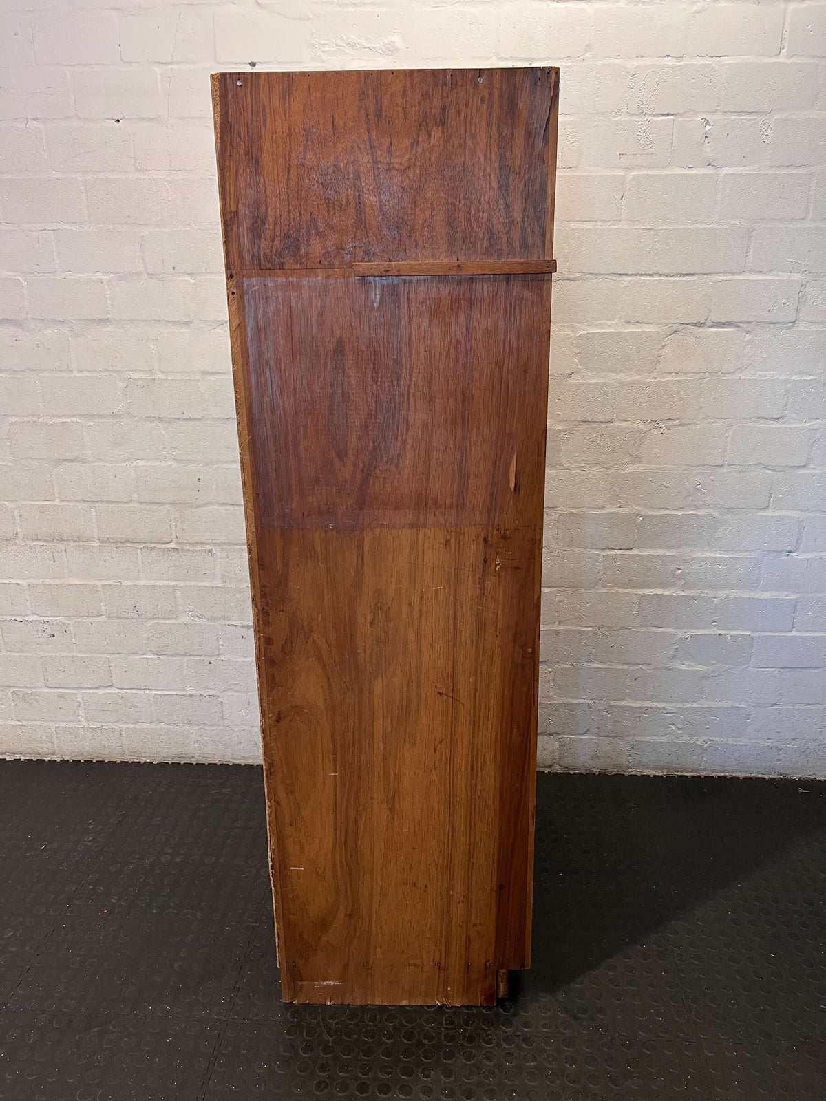 Rustic Wooden 5-Tier Bookcase Storage Shelf with some damage - 2ndhandwarehouse.com