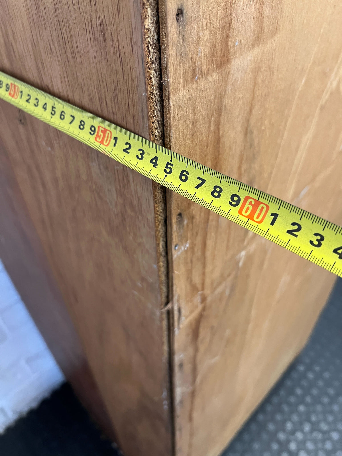 Rustic Wooden 5-Tier Bookcase Storage Shelf with some damage - 2ndhandwarehouse.com